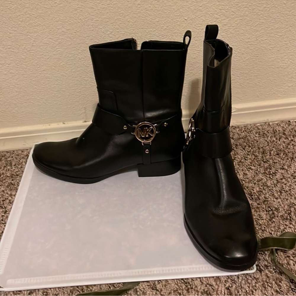 Michael kors boots